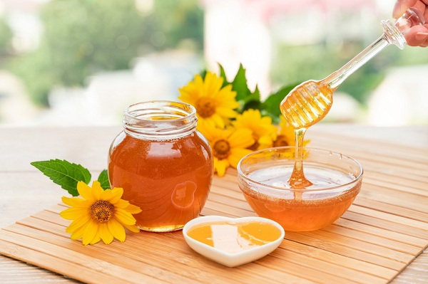 6 Benefits Of Honey For Dogs The Good And The Bad