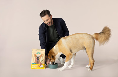 Chris Evans and Jinx Become Partners to Make Dog Food Healthier